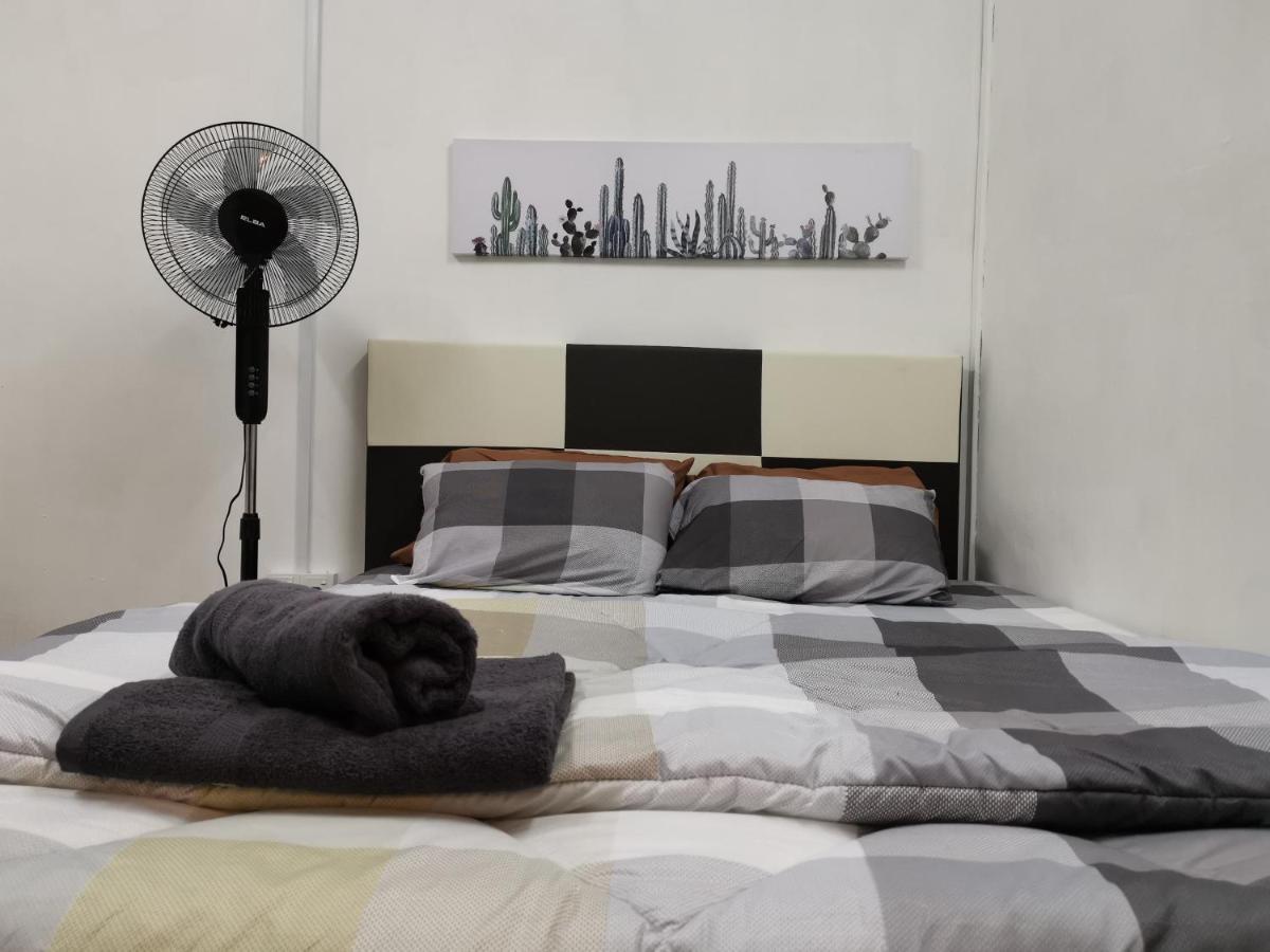 Sri Makmur Pontian Homestay Pontian Besar Екстериор снимка
